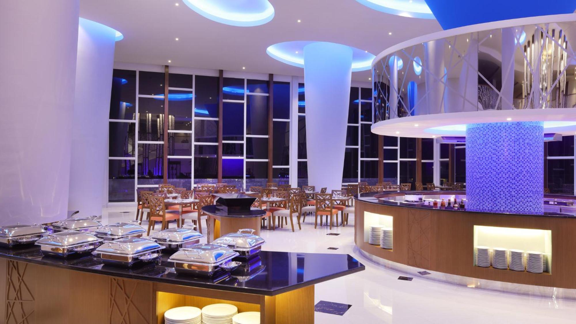 Four Points By Sheraton Manado Exterior photo