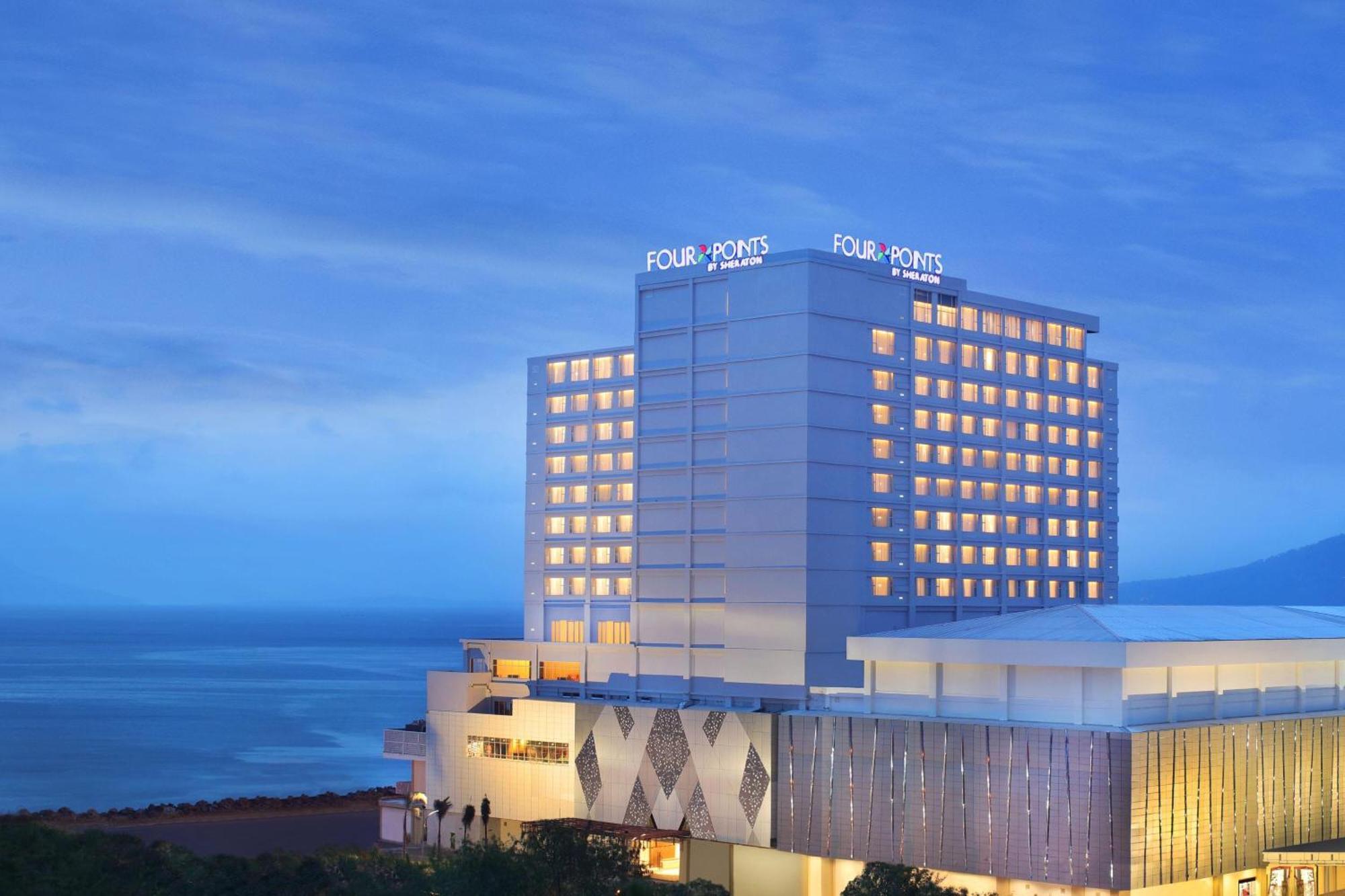 Four Points By Sheraton Manado Exterior photo